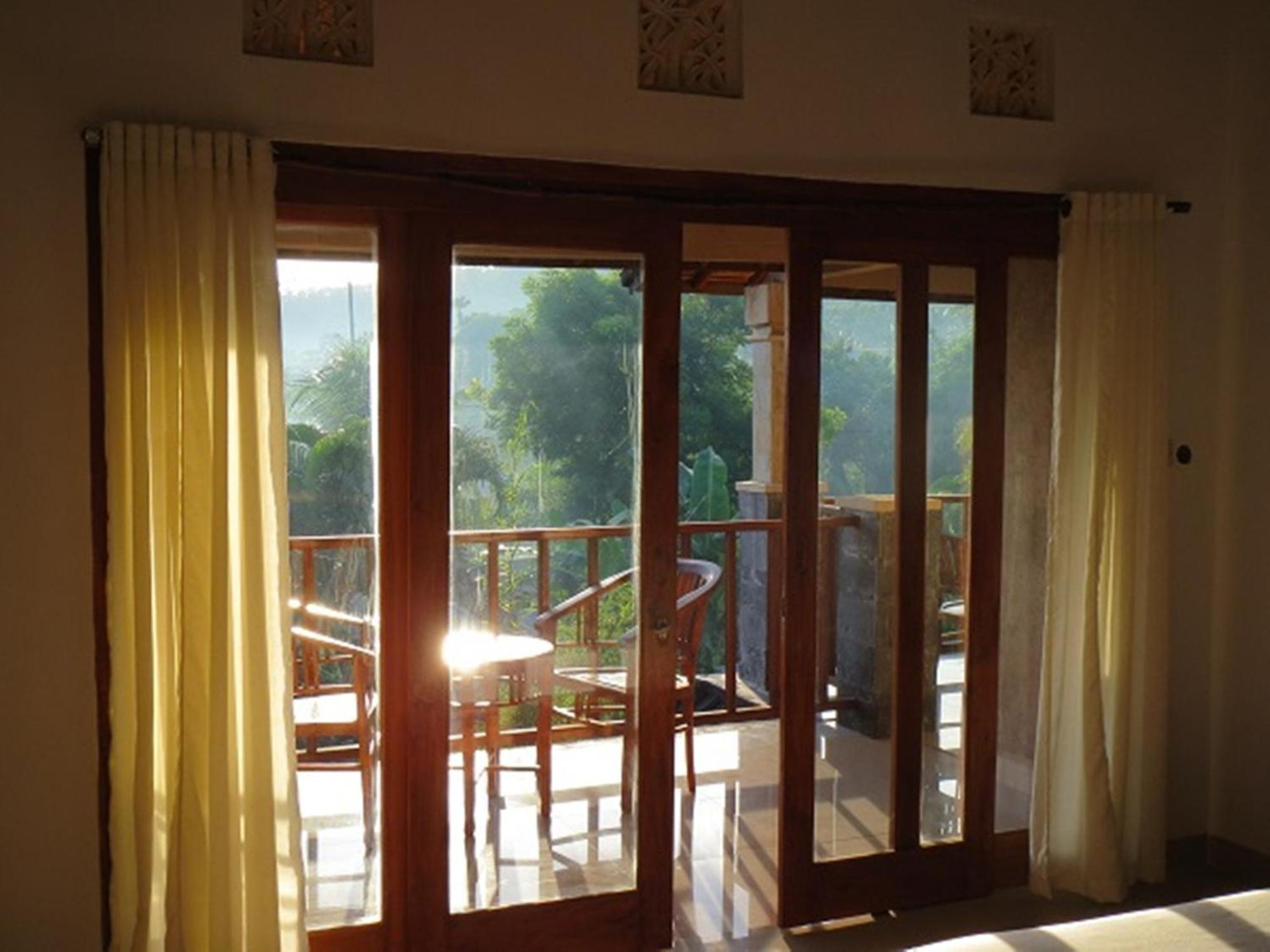 Bali Sari Homestay Амед Номер фото