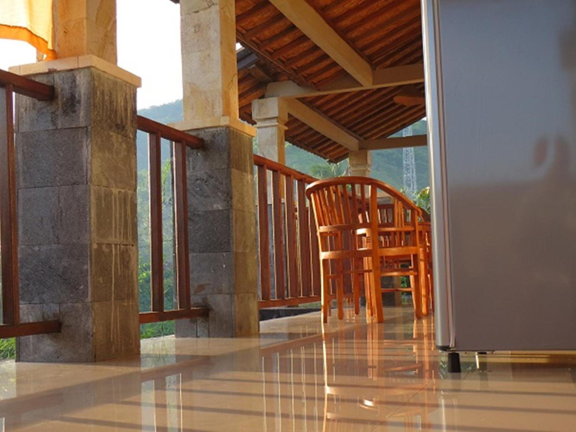 Bali Sari Homestay Амед Номер фото