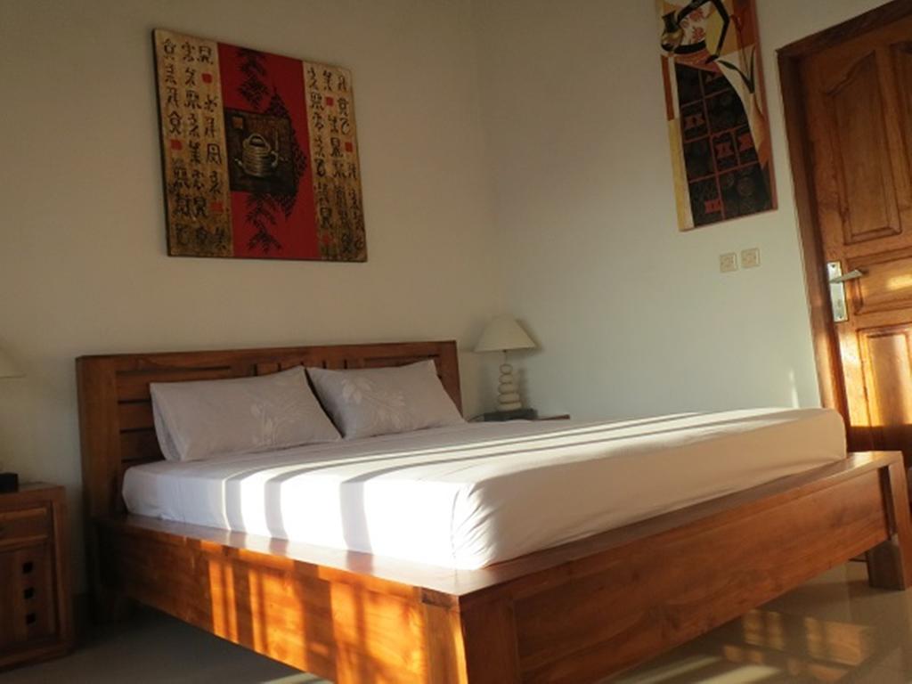 Bali Sari Homestay Амед Номер фото